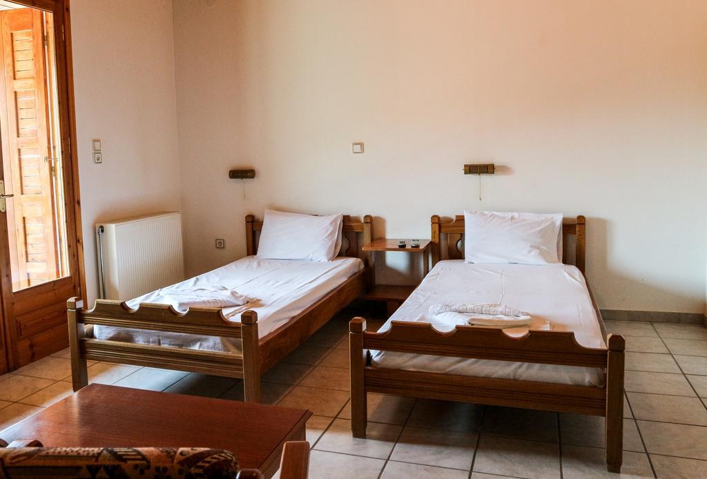 Athamanio Hotel Elatofilito المظهر الخارجي الصورة
